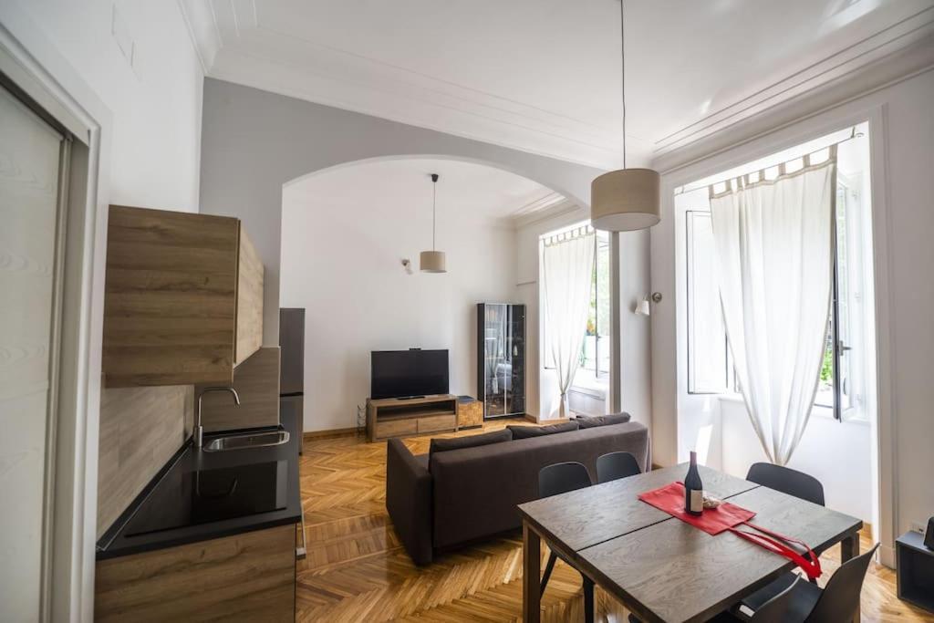 Lovely And New Near Termini Station Apartamento